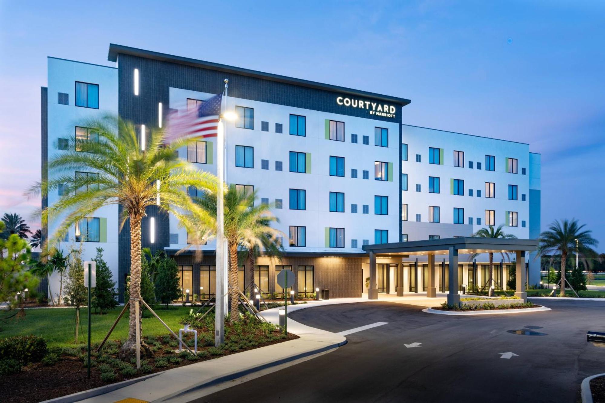 Courtyard By Marriott Port St. Lucie Tradition Exterior photo