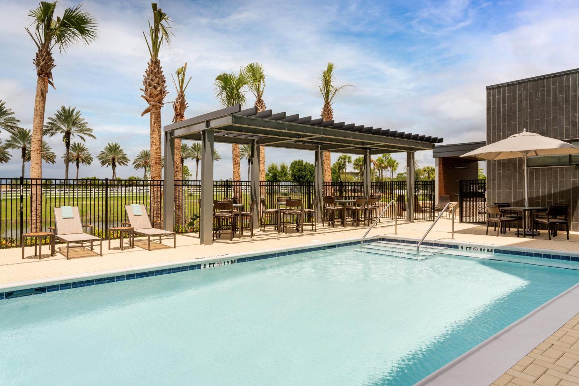 Courtyard By Marriott Port St. Lucie Tradition Exterior photo